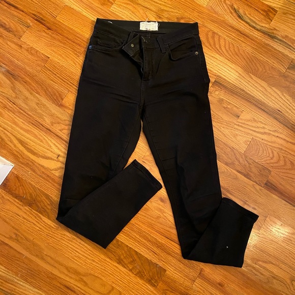 Current/Elliott High Waist Stiletto Jean in Black - Picture 3 of 8